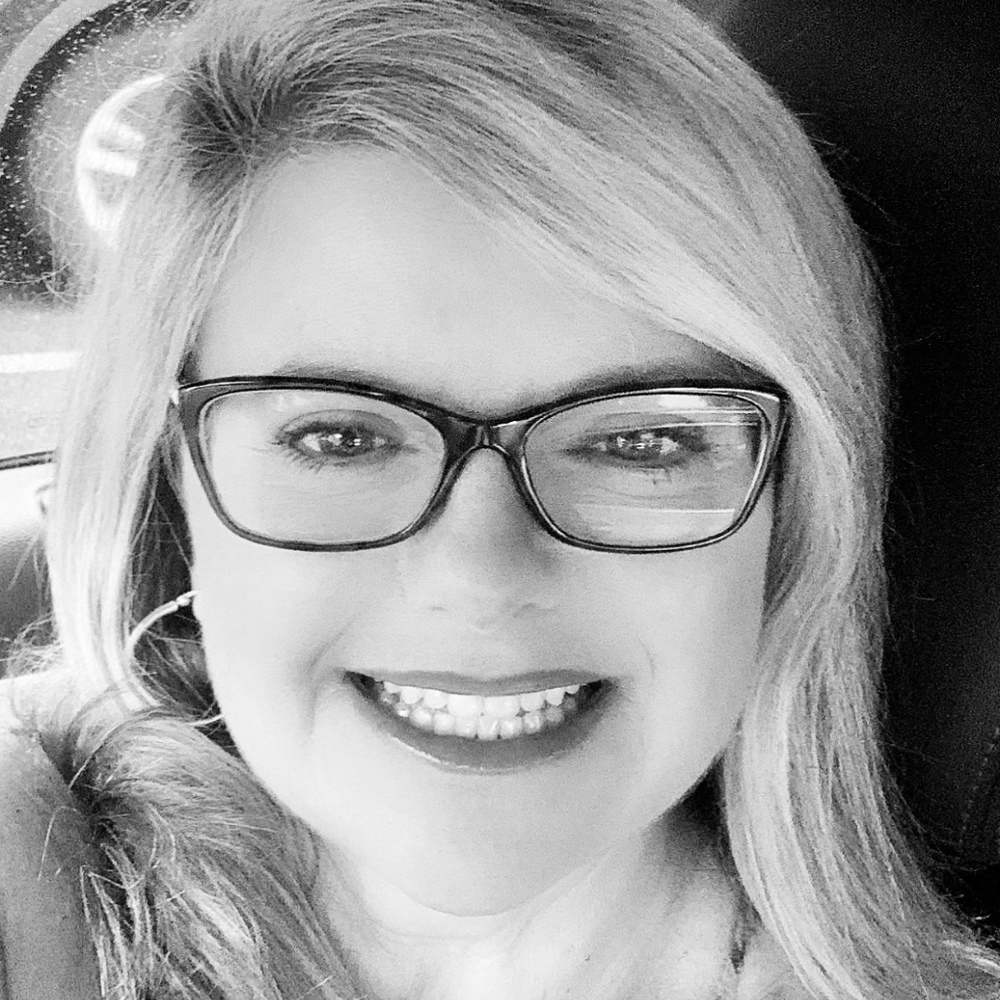 Meet your Posher, Connie